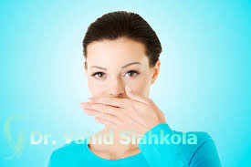 علت اصلی بوی بد دهان چیست؟